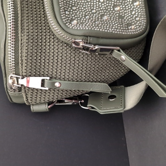 Steve Madden NYC, Women's Green Shimmer, Rhinestone Crossbody/Fanny Pack. - Picture 3 of 11